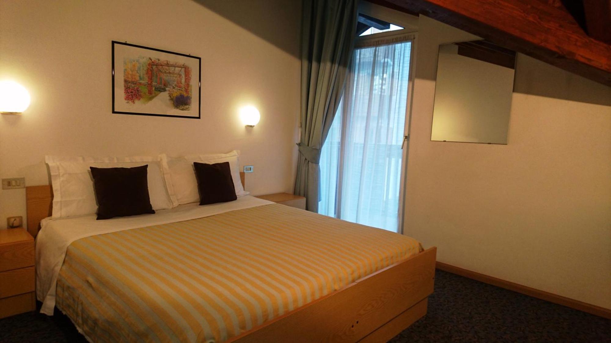 Albergo Stella Alpina Molveno Eksteriør bilde